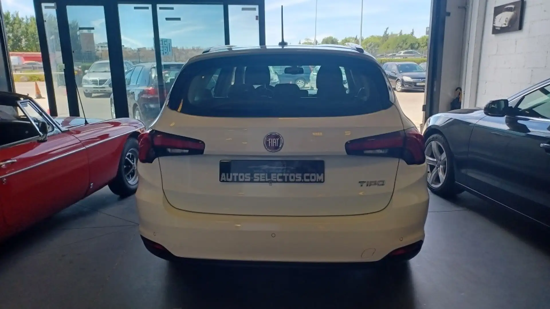 Fiat Punto Familiar Manual de 5 Puertas Bianco - 2