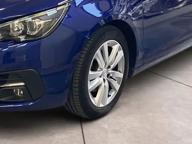 Peugeot 308 view 15