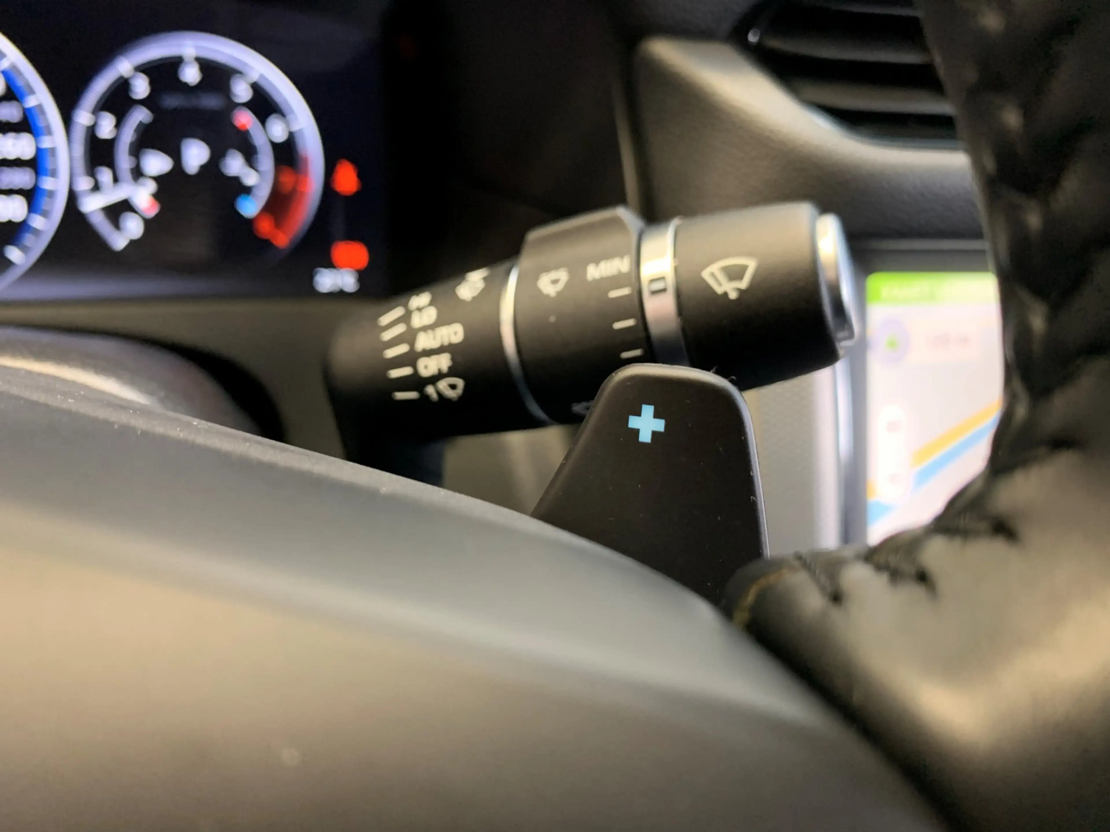 Jaguar XF 2.0t Prestige VIRTUAL COCKPIT-NAVI-LANE ASSIST-ECC — photo 32