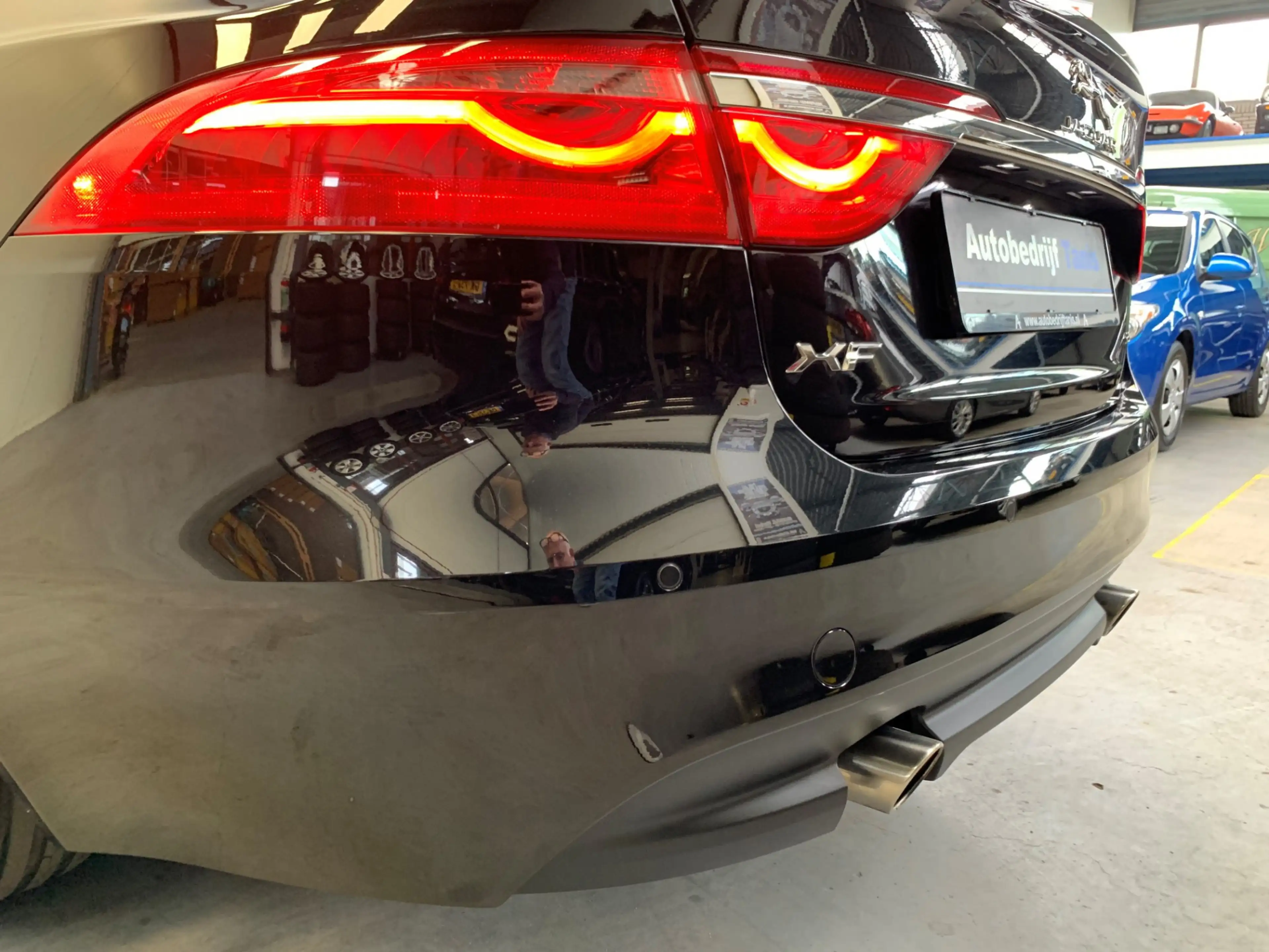 Jaguar XF 2.0t Prestige VIRTUAL COCKPIT-NAVI-LANE ASSIST-ECC — photo 21