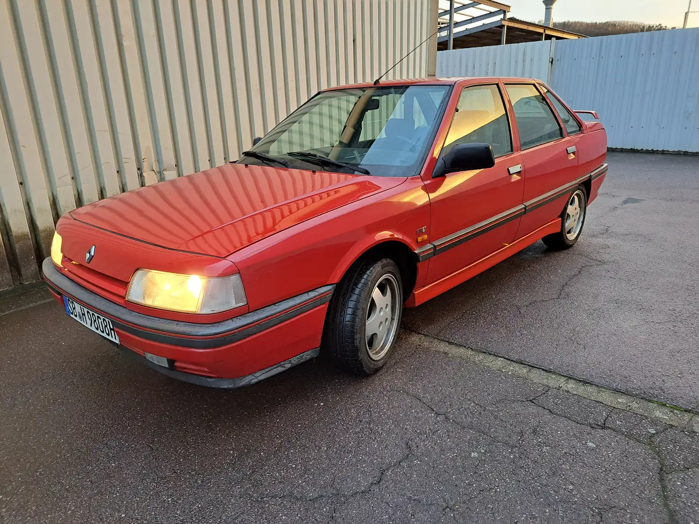 Renault R 21 GTI 12V Tüv H-Kennzeichen original Zustand Piros - 1