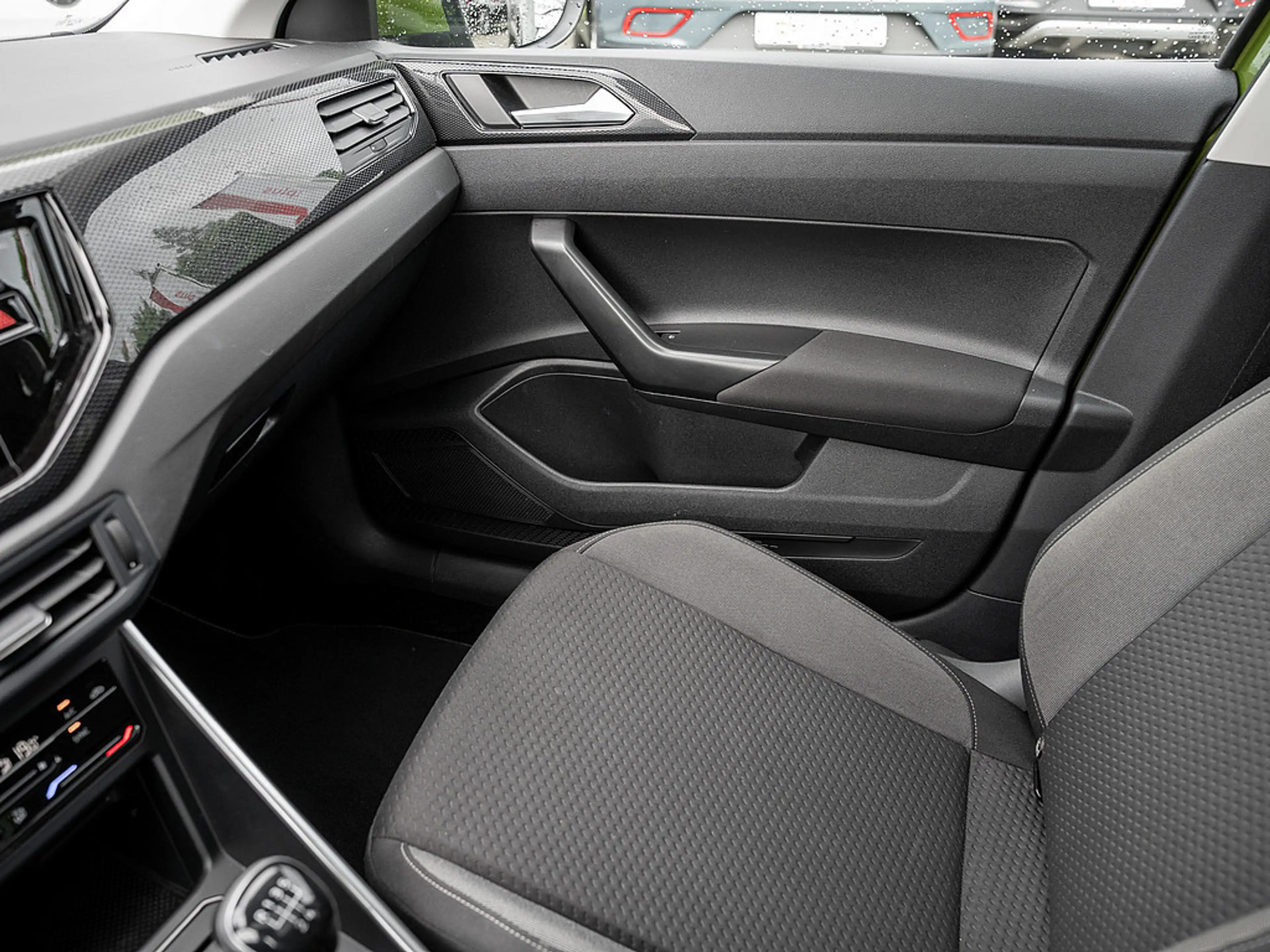 Volkswagen Taigo 1.0 TSI Life NAVI PANO KAM LED PDC ACC — photo 11