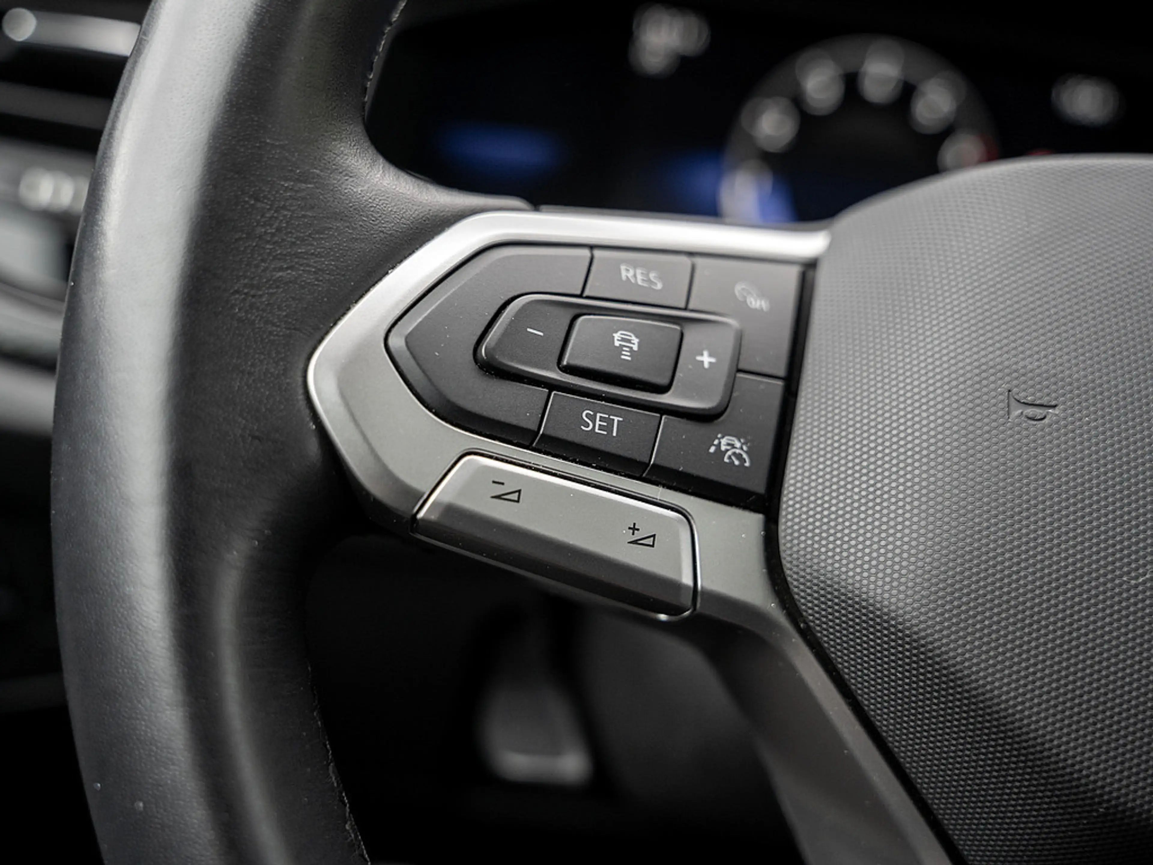 Volkswagen Taigo 1.0 TSI Life NAVI PANO KAM LED PDC ACC — photo 13
