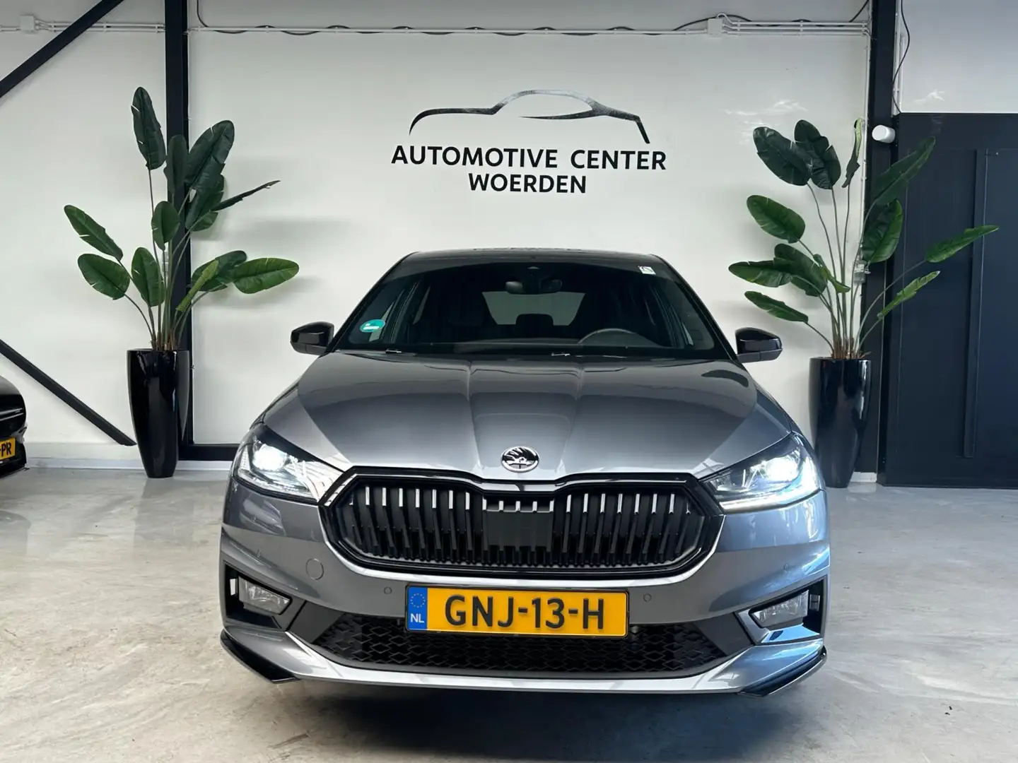 Skoda Fabia Monte Carlo 1.5 TSI DSG LED ACC NAVI CAMERA Grijs - 2