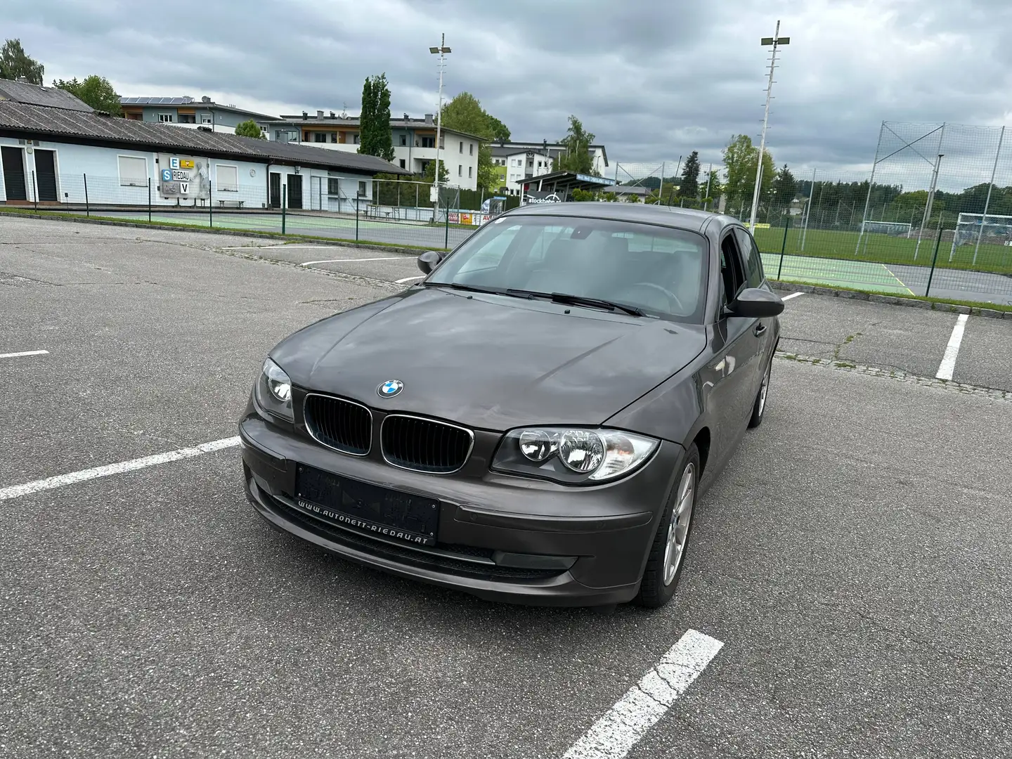 BMW 120 120d *Leder-Tabak*Kima*PDC*Sitzheizung*Tempomat* Braun - 1