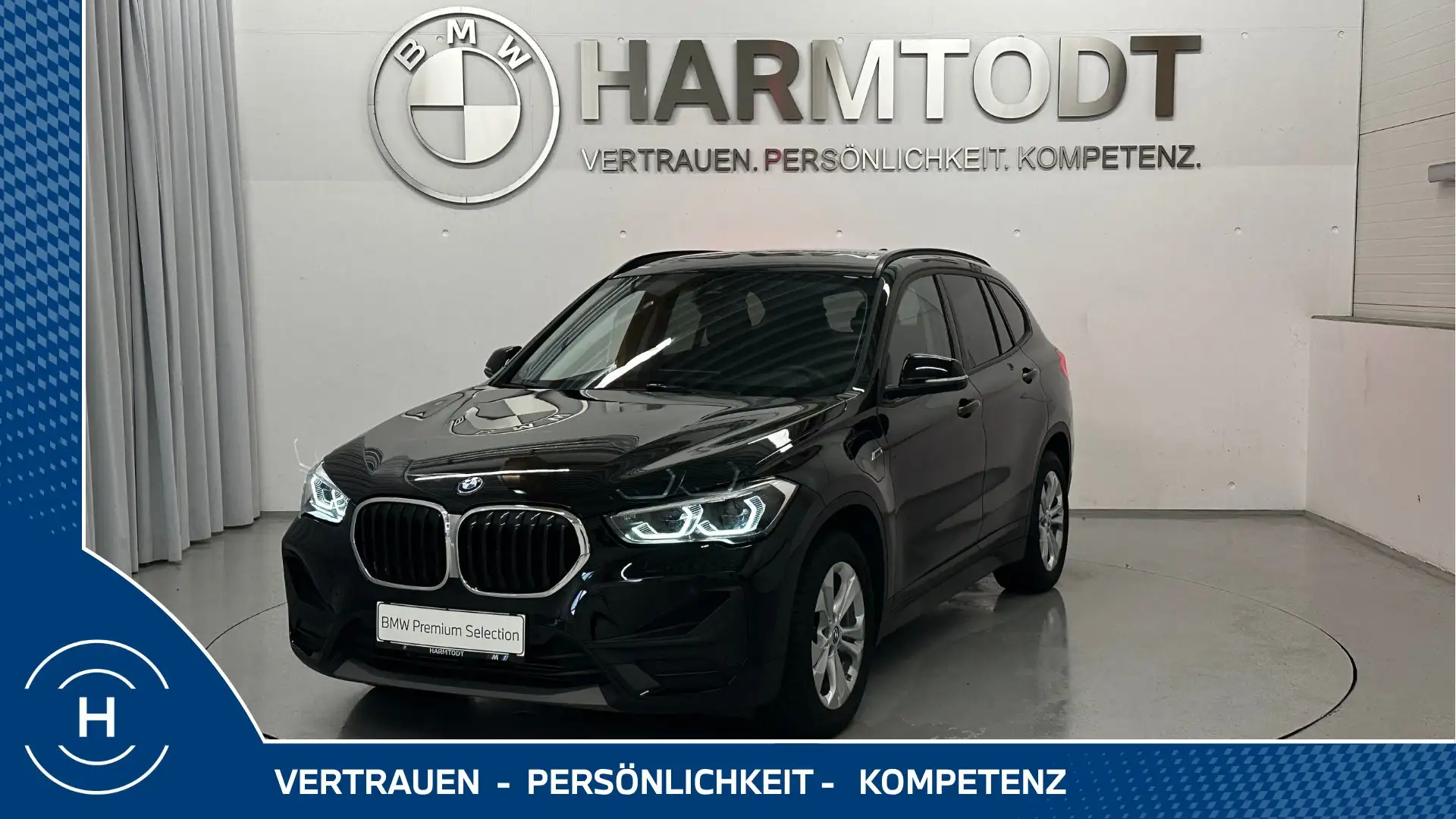 BMW X1 xDrive25e *Modell Advantage* Schwarz - 1