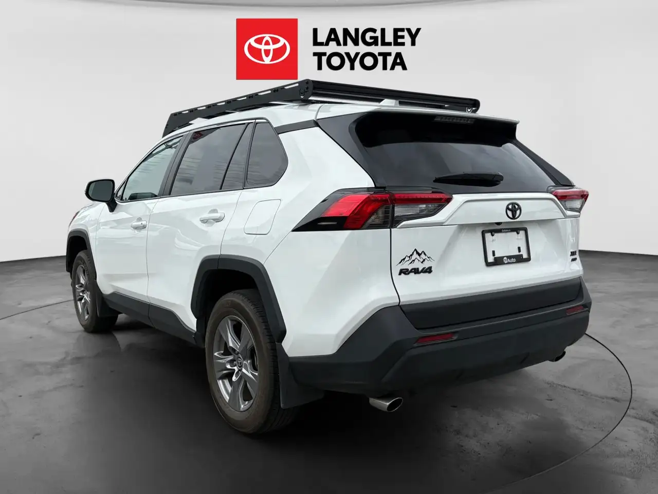 Toyota RAV 4 photo Toyota RAV 4