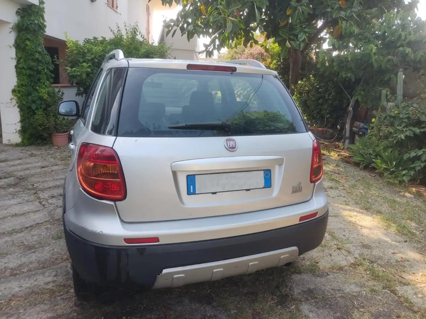 Fiat Sedici 2.0 mjt dynamic 4x2 Szary - 2