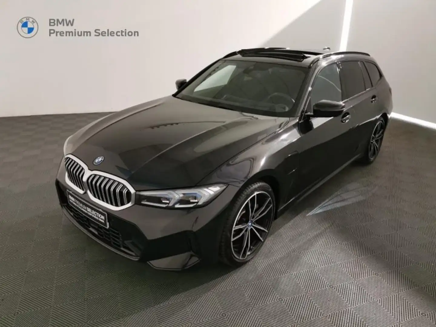 BMW 330 330eA xDrive 292ch M Sport Noir - 1
