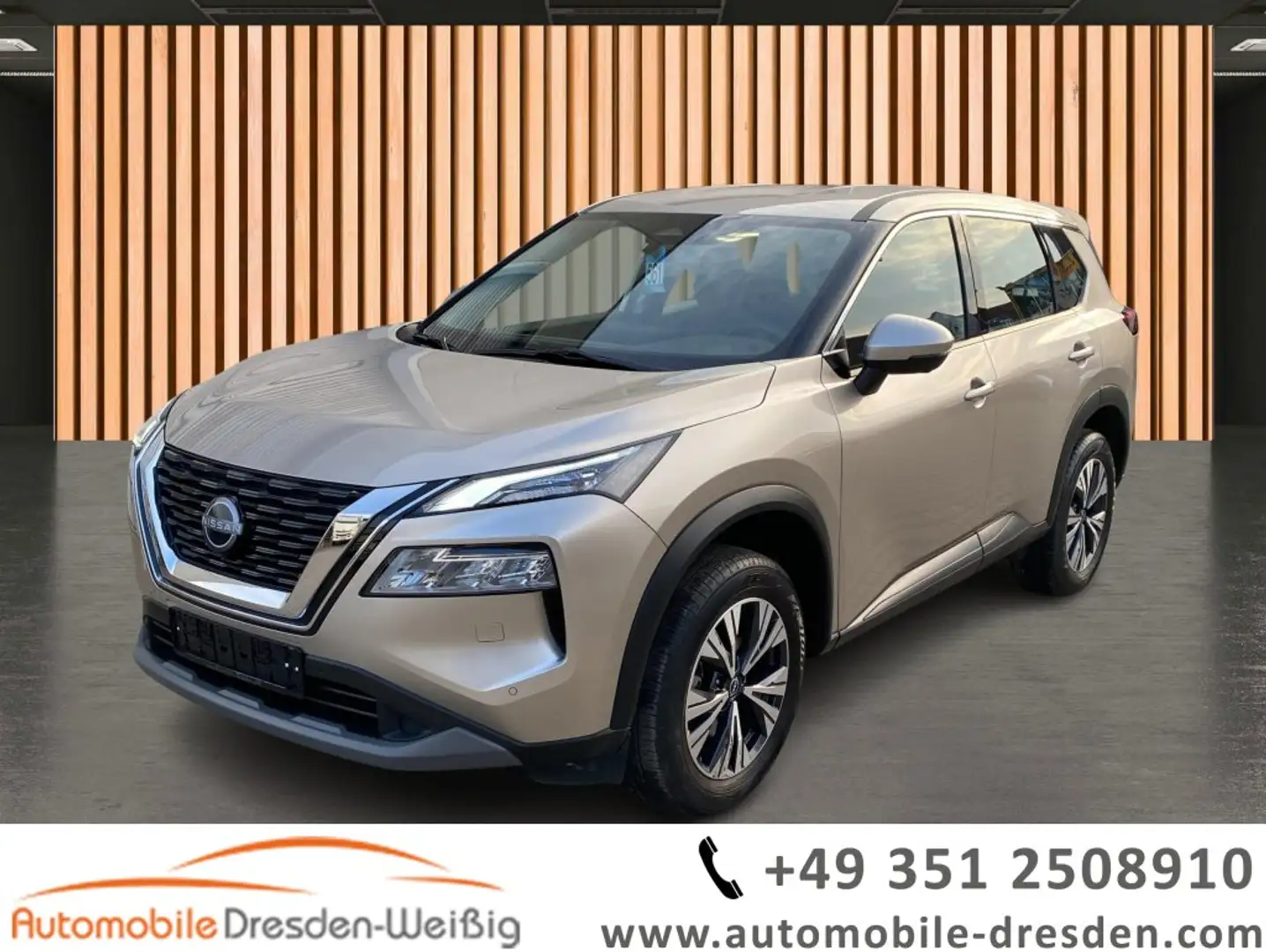 Nissan X-Trail 1.5 DIG-T Acenta*Navi*HeadUp*ACC*Kamera* Silber - 1