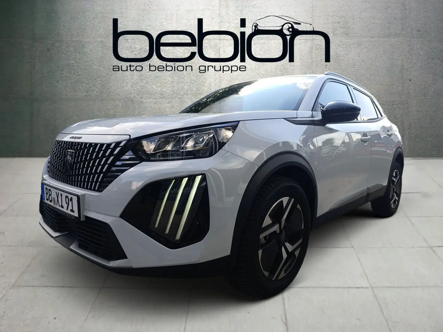 Peugeot 2008 1.2 145 Allure LED PDC KlimaA Sitzheiz. Blanc - 2