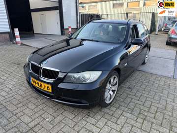 3-serie Touring 320i High Executive - Start niet