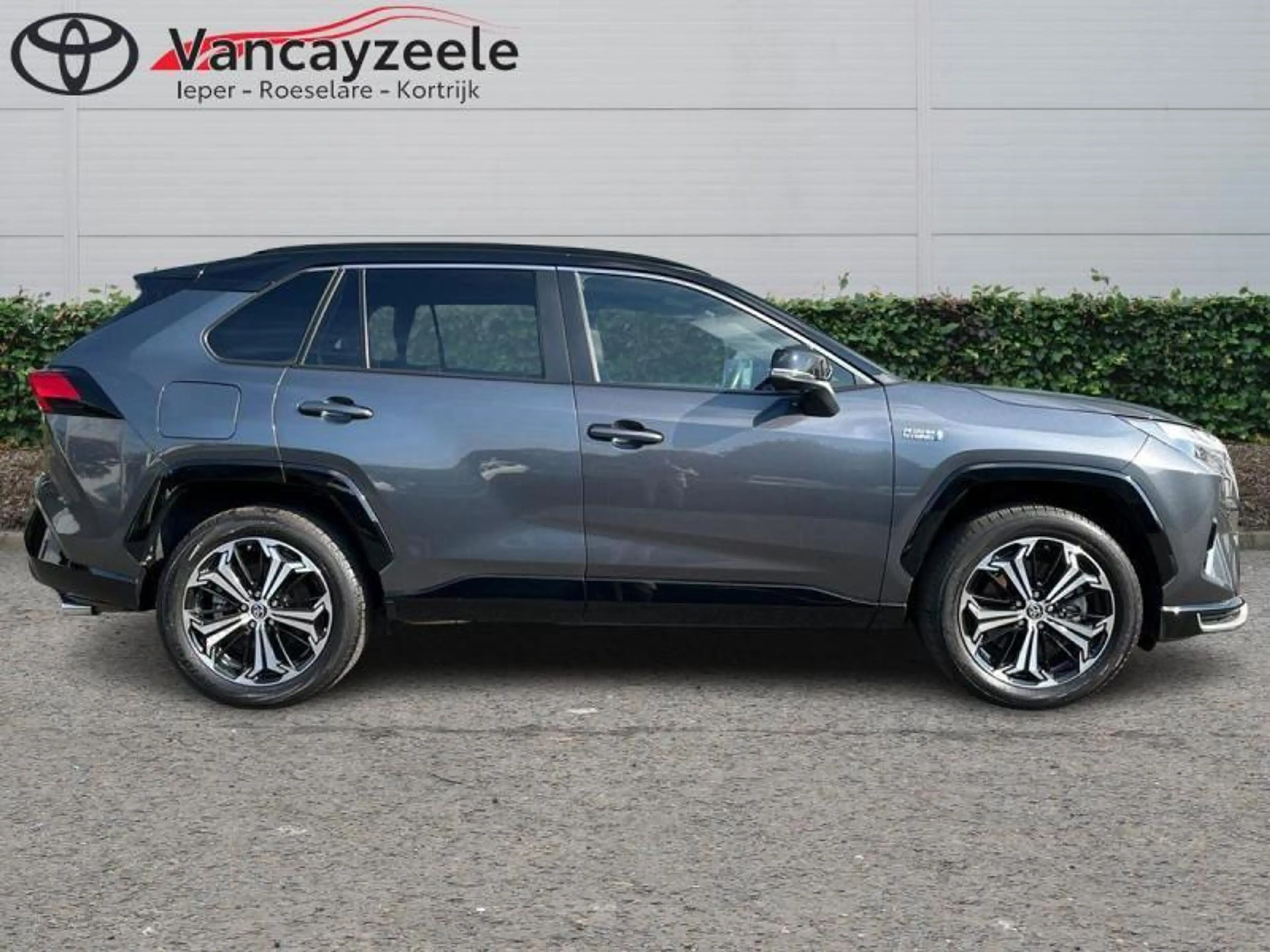 Toyota RAV 4 Plugin+Style Plus 4X4+360°cam+gps+sens V+A — photo 3
