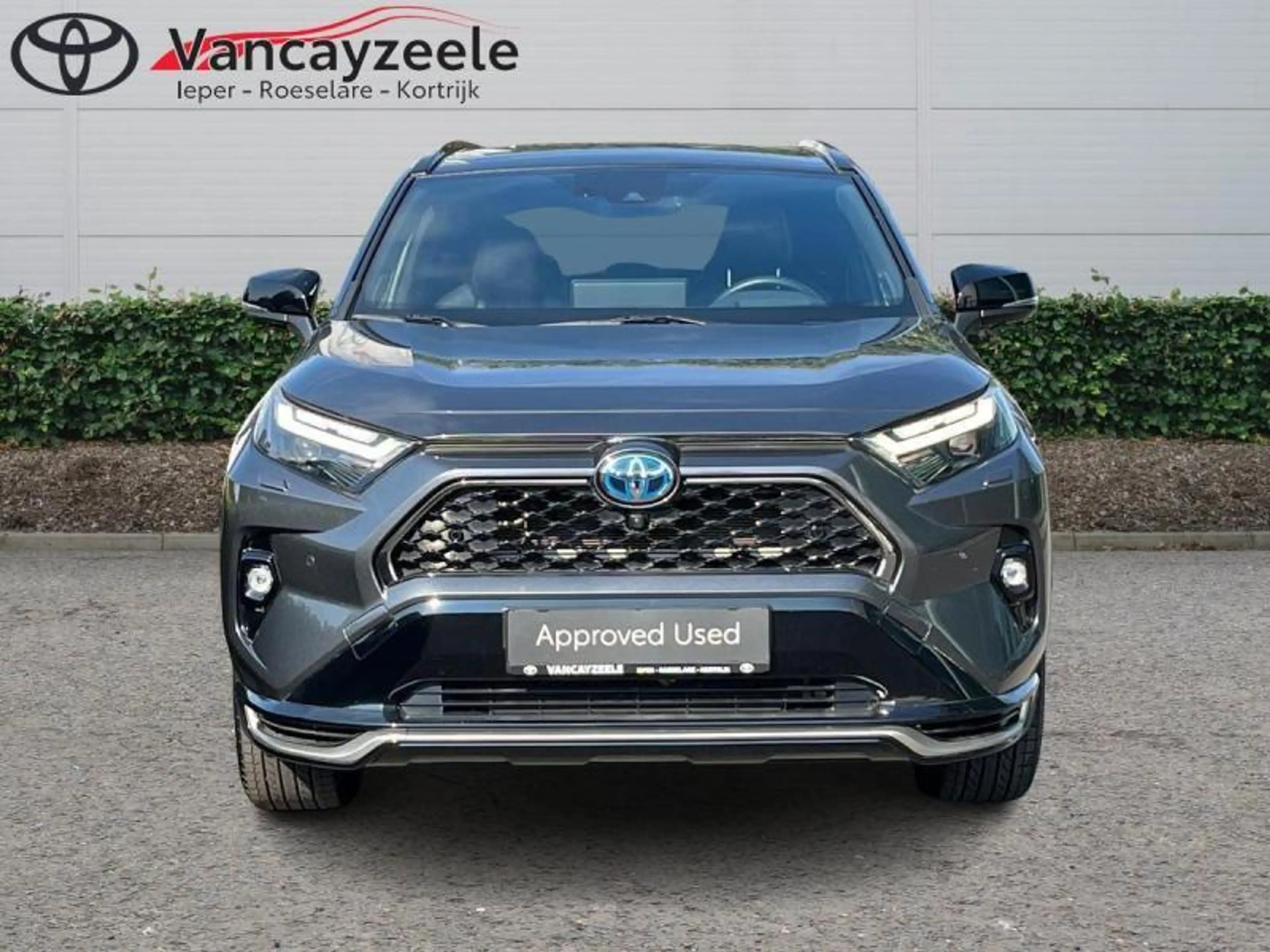 Toyota RAV 4 Plugin+Style Plus 4X4+360°cam+gps+sens V+A — photo 2