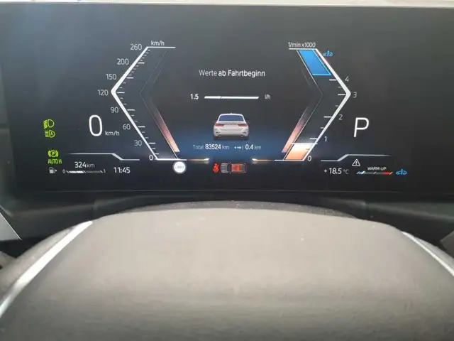 BMW 3 Series view 11