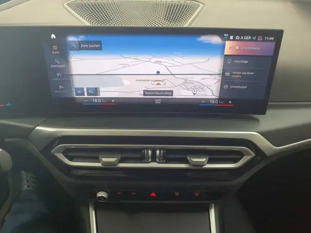 BMW 3 Series view 12