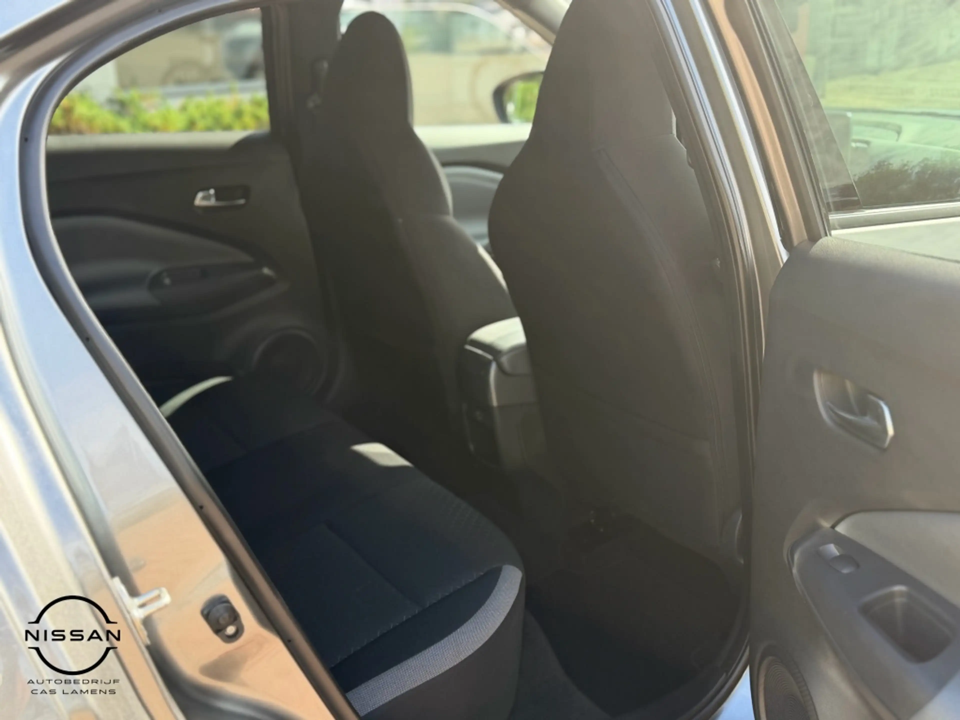 Nissan Juke 1.0 DIG-T 117pk N-Connecta — photo 12