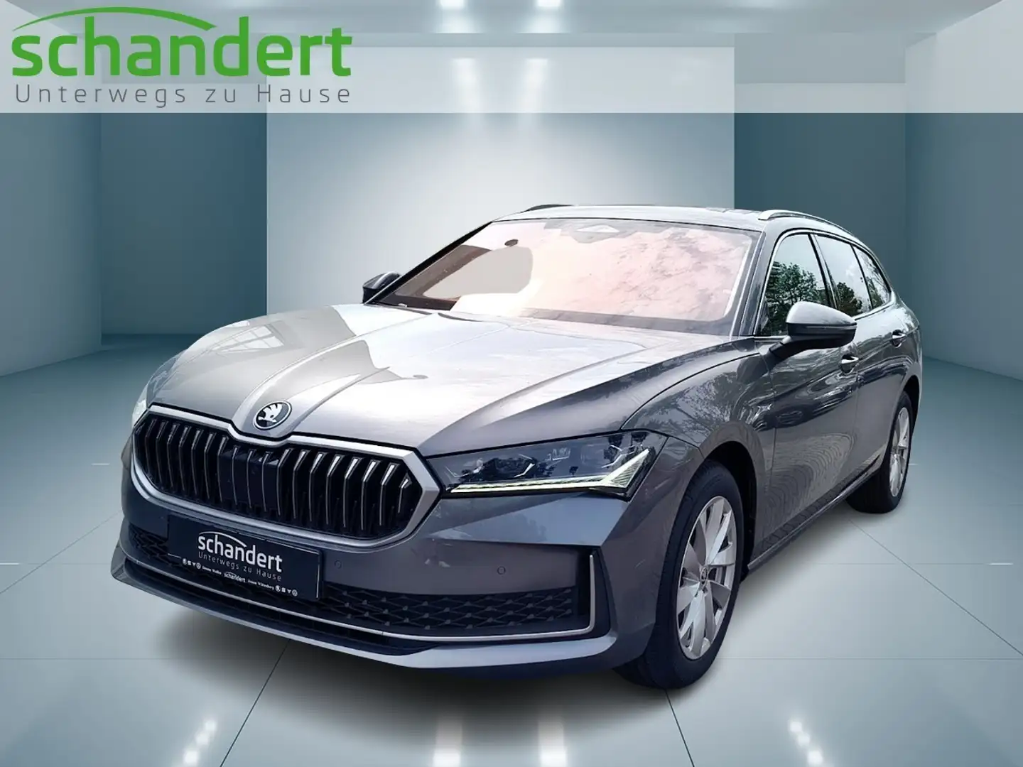 Skoda Superb Combi 1.5 TSI Selection Matrix Navi DAB Gris - 1