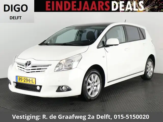 Toyota Verso 1.8 VVT-i Business | Navigatie | Panoramadak | Par
