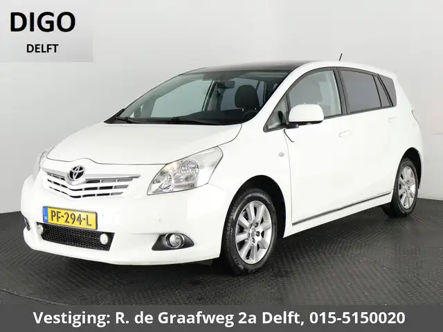Toyota Verso 1.8 VVT-i Business | Navigatie | Panoramadak | Par