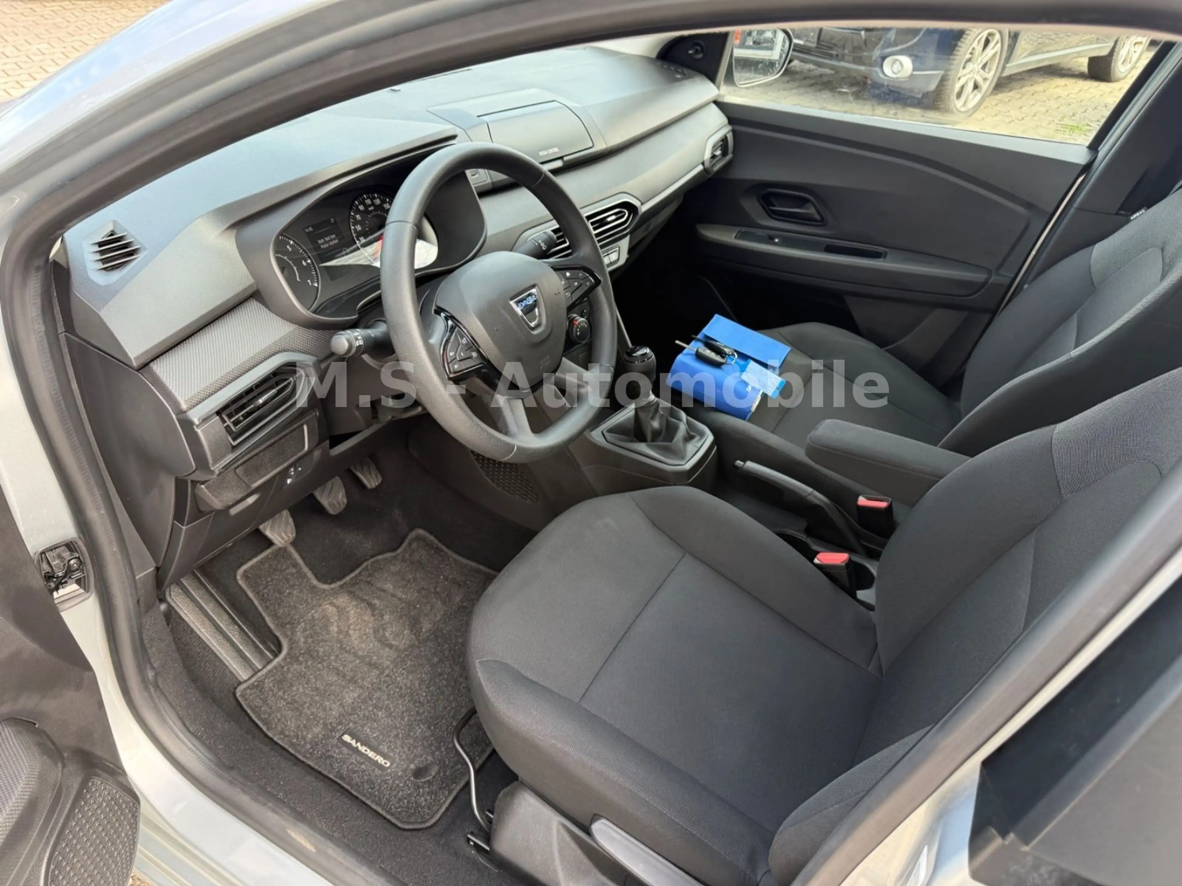 Dacia Sandero TCE90 Essential*SHZ*Klima* Bluetooth*USB — photo 10