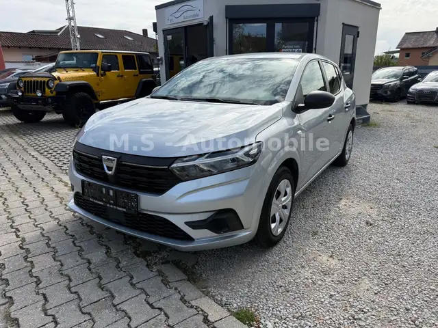 Dacia Sandero TCE90 Essential*SHZ*Klima* Bluetooth*USB