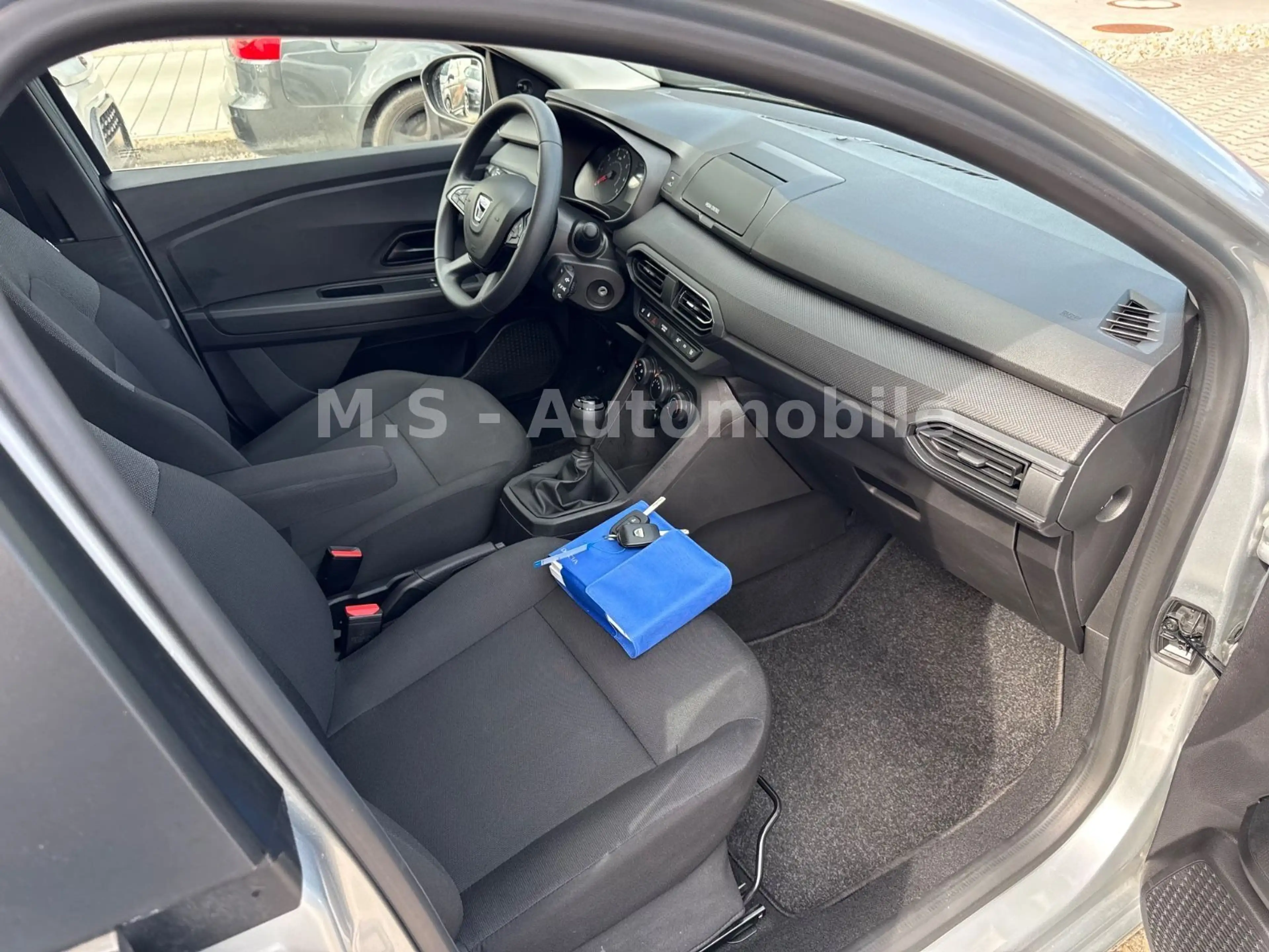 Dacia Sandero TCE90 Essential*SHZ*Klima* Bluetooth*USB — photo 12