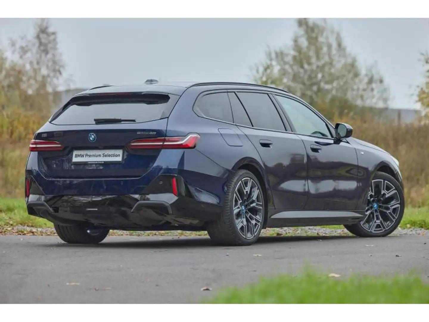 BMW i5 i5 eDrive40 Touring Bleu - 2