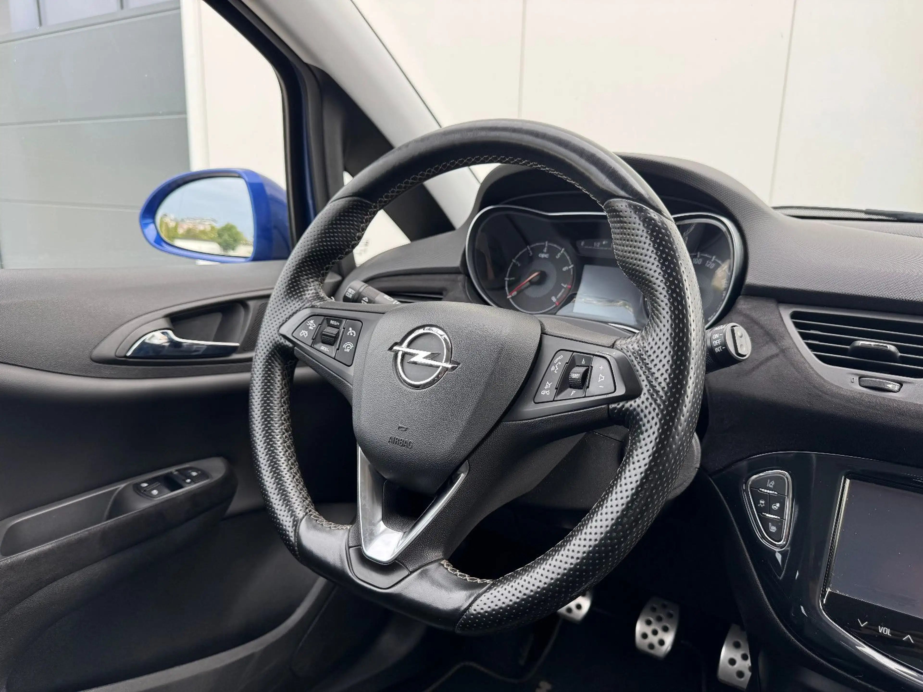 Opel Corsa Opel Corsa OPC 1.6 Turbo 207PS RECARO LEDER 18 — photo 14
