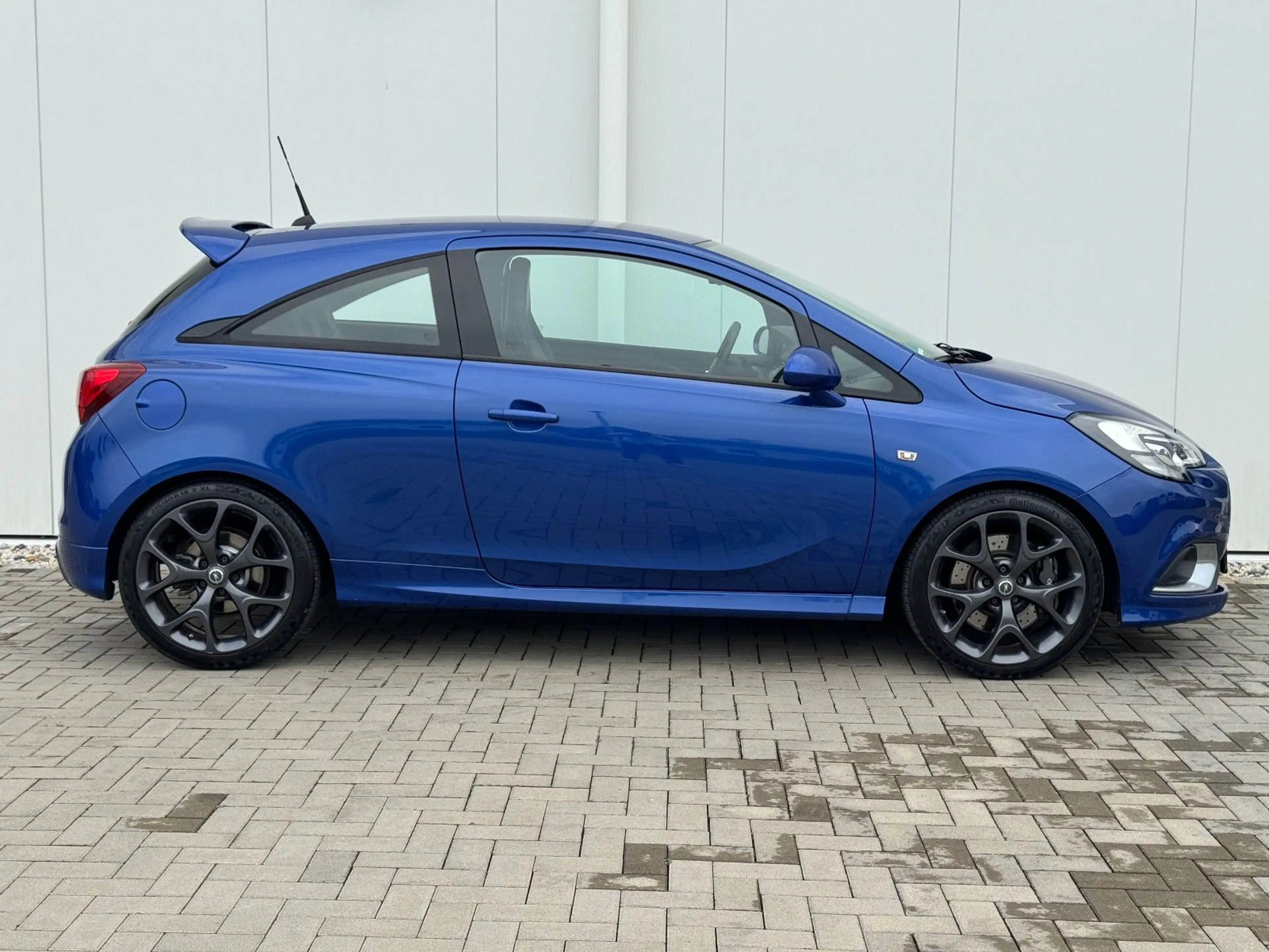 Opel Corsa Opel Corsa OPC 1.6 Turbo 207PS RECARO LEDER 18 — photo 4