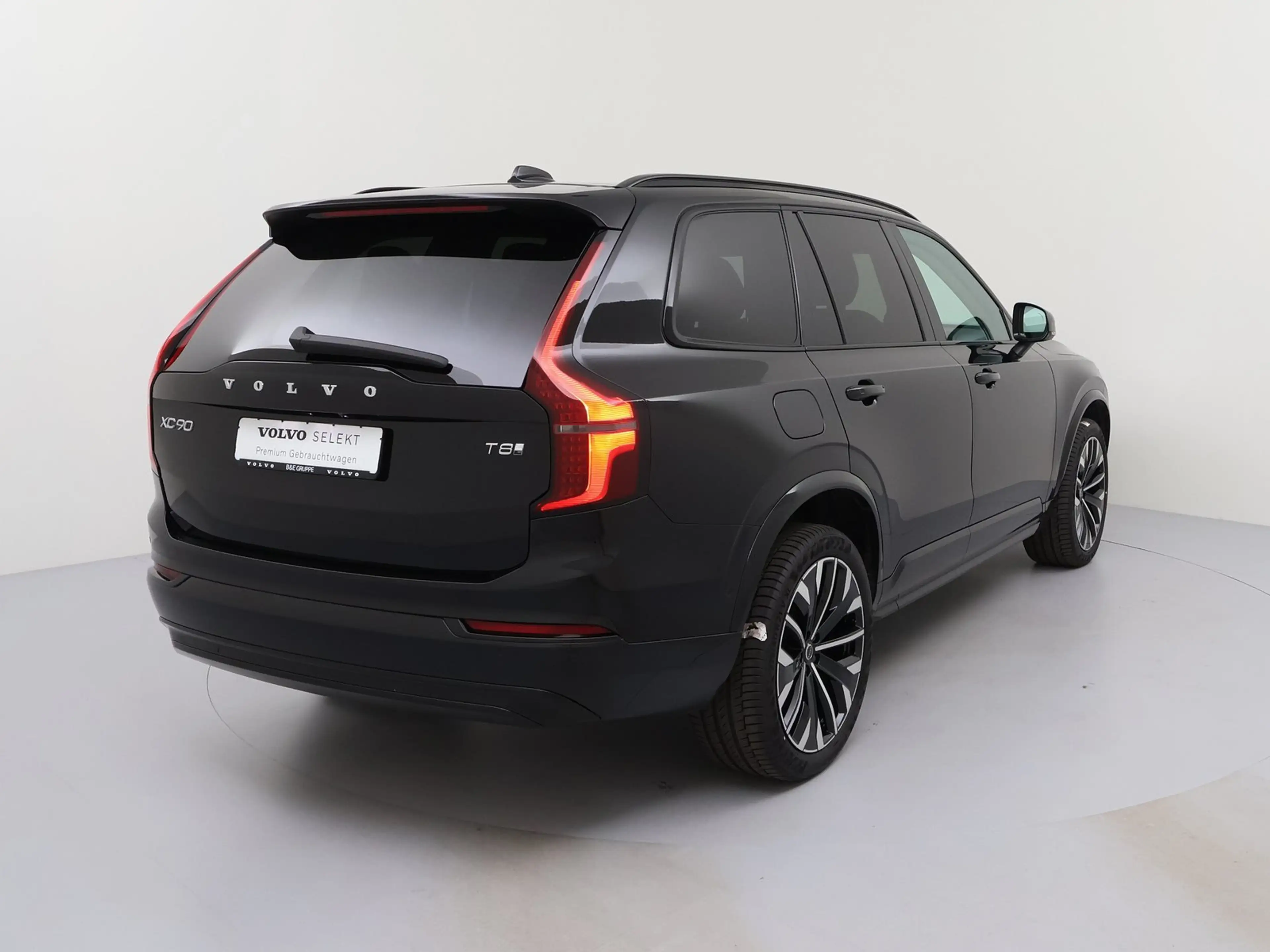 Volvo XC90 T8 Plus Dark Plug-In Hybrid AWD HUD FACEL. — photo 5