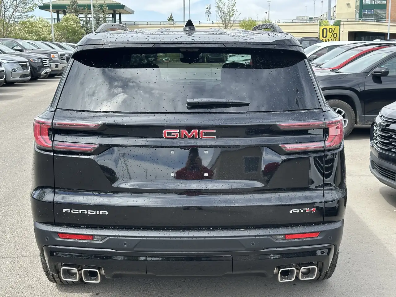 GMC Acadia снимка GMC Acadia