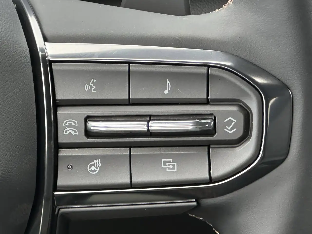 GMC Acadia снимка GMC Acadia