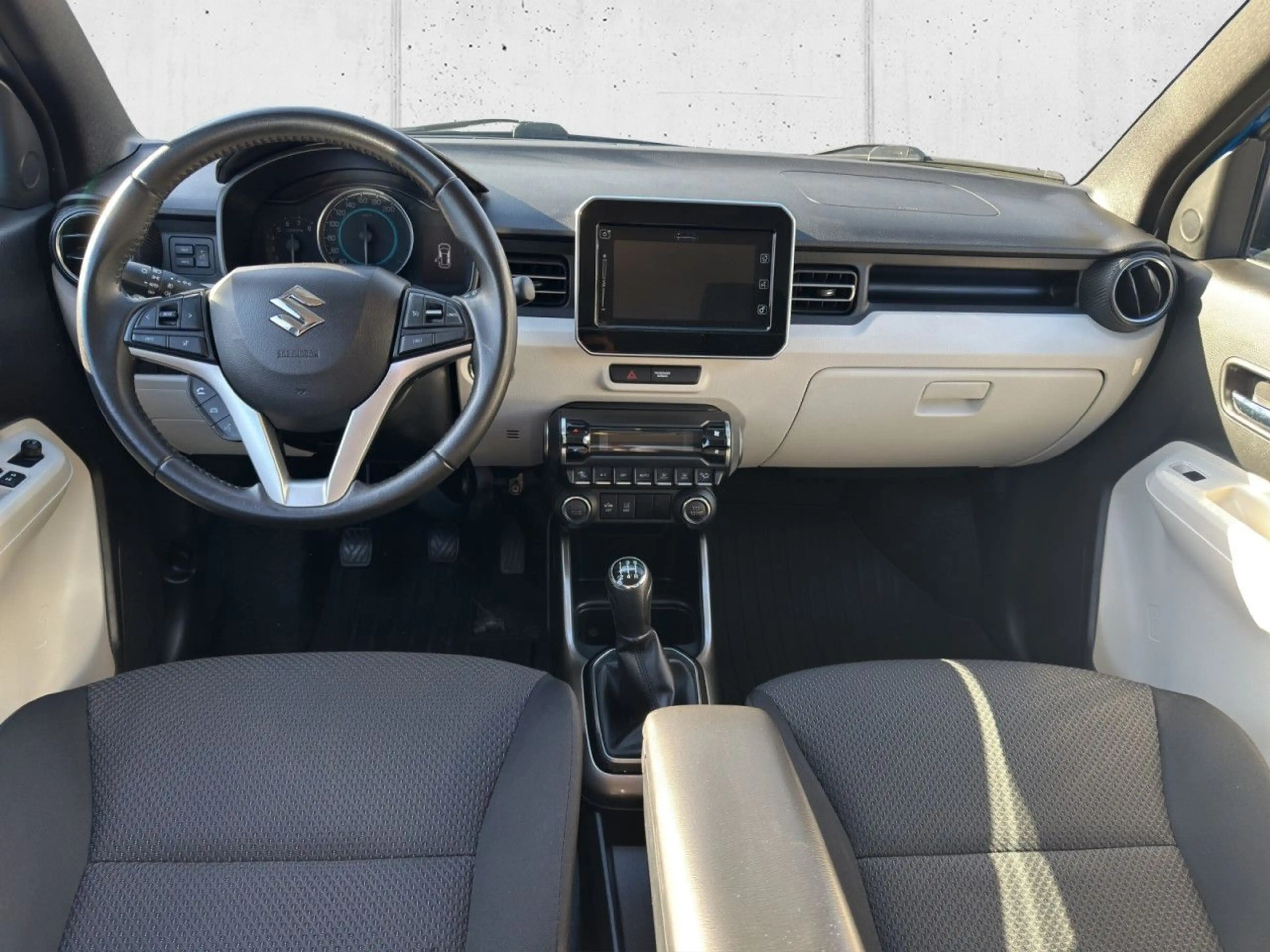 Suzuki Ignis Comfort+ Bluetooth Navi LED Klima — photo 14