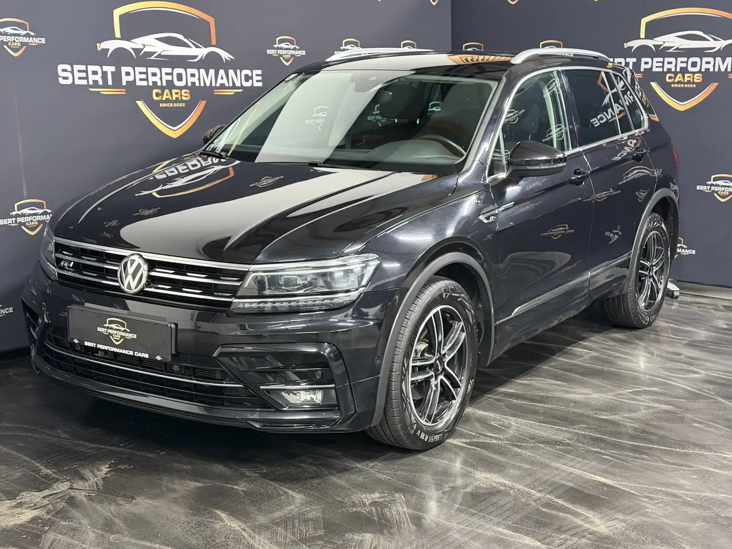 Volkswagen Tiguan Highline 4Motion ** R-LINE ** Schwarz - 2