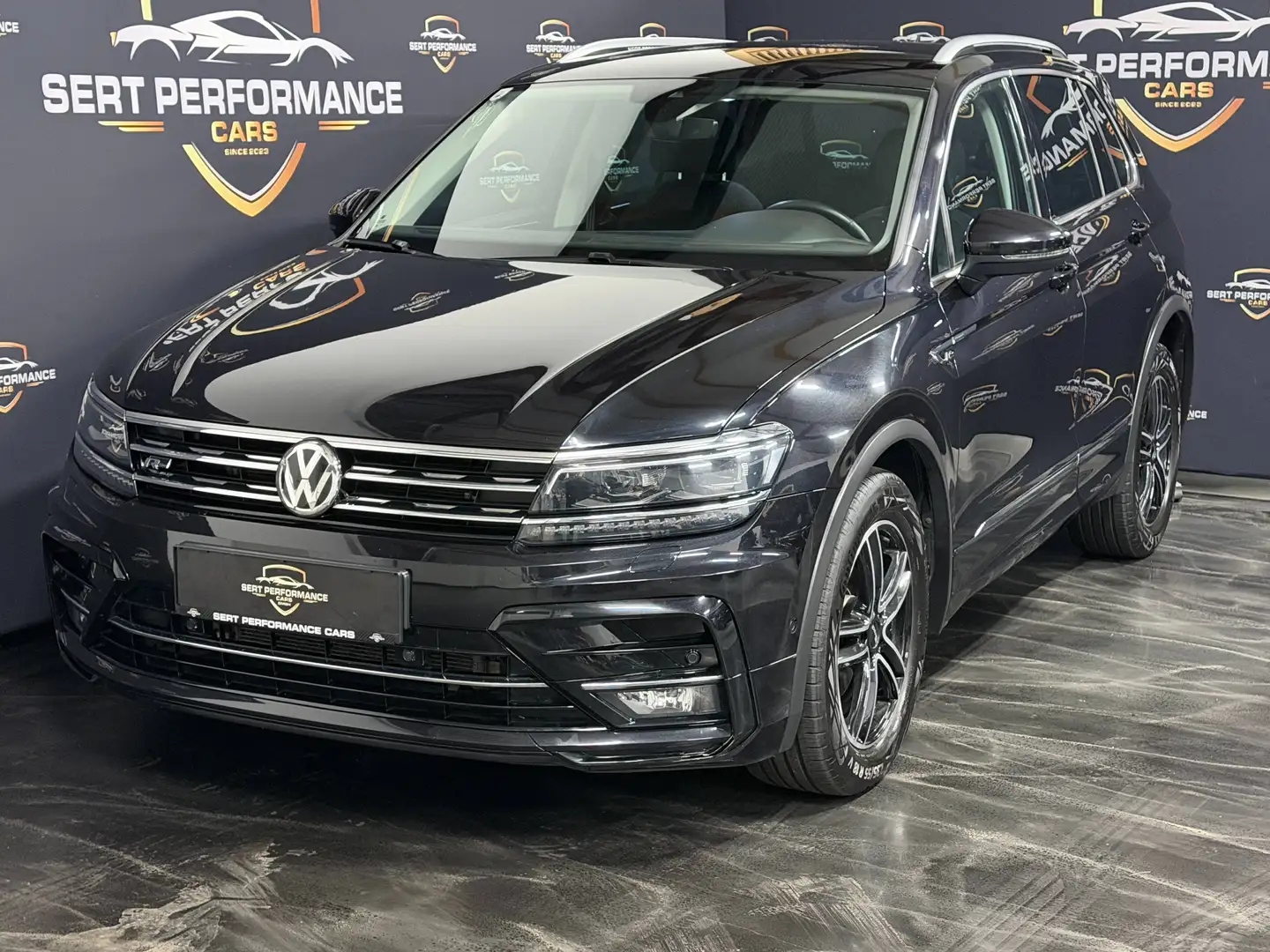 Volkswagen Tiguan Highline 4Motion ** R-LINE ** Schwarz - 1