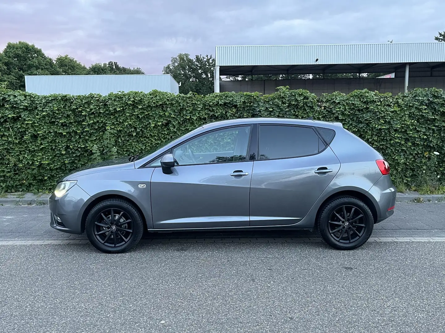 SEAT Ibiza 1.0 TSI Style * Carplay * Navi * Nap * Garantie Grijs - 2
