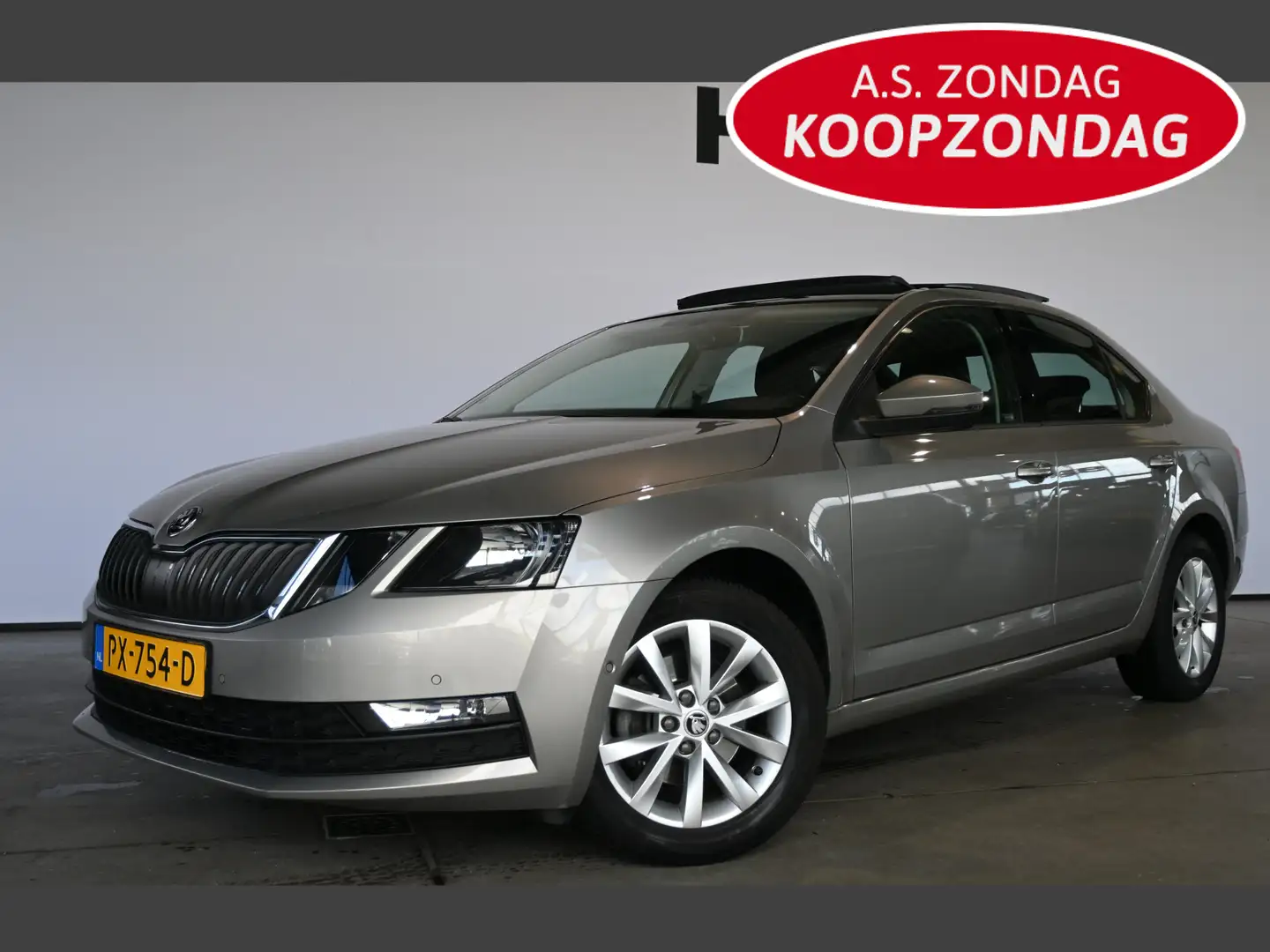 Skoda Octavia 1.0 TSI Greentech Ambition Business Clima Navigati Zilver - 1