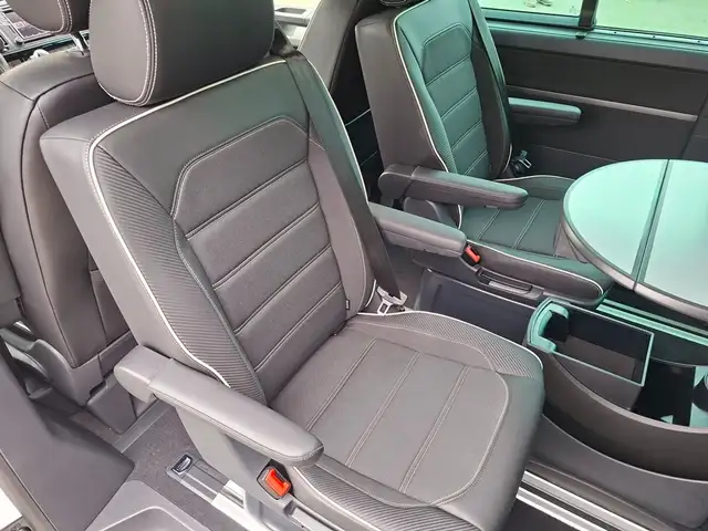 Volkswagen T6 Multivan T6 2.0 TDI Multivan Edition Ansicht 30