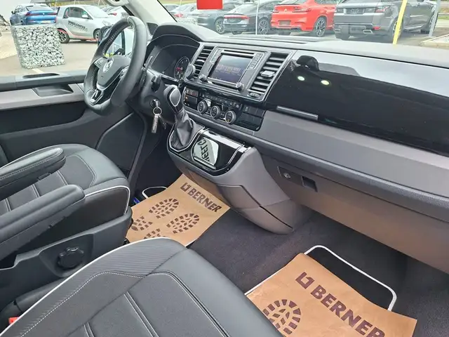 Volkswagen T6 Multivan T6 2.0 TDI Multivan Edition Ansicht 23
