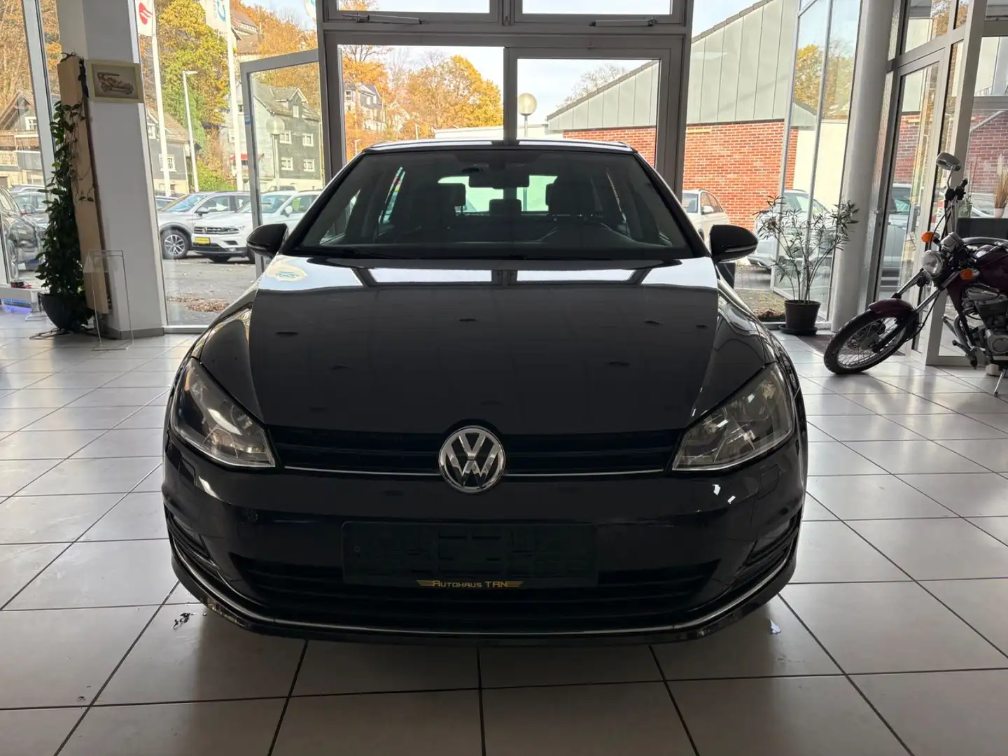 Volkswagen Golf VII Lim. Lounge BMT Grau - 2