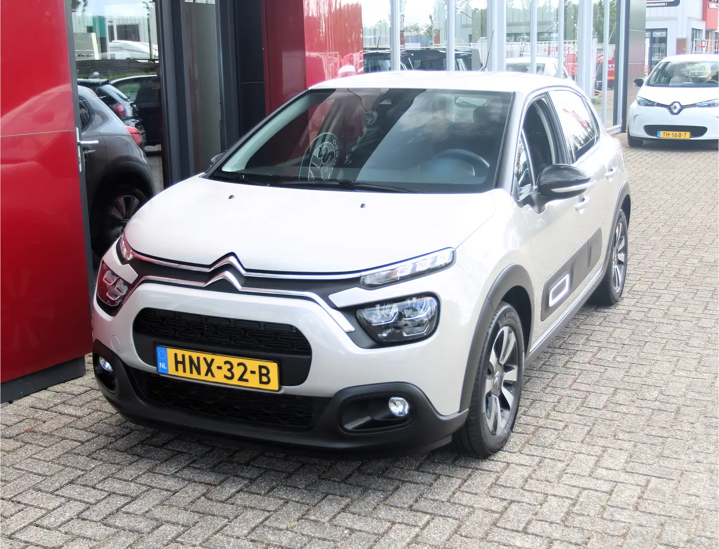 Citroen C3 1.2 PureTech Max Automaat | Led | Carplay Gris - 2