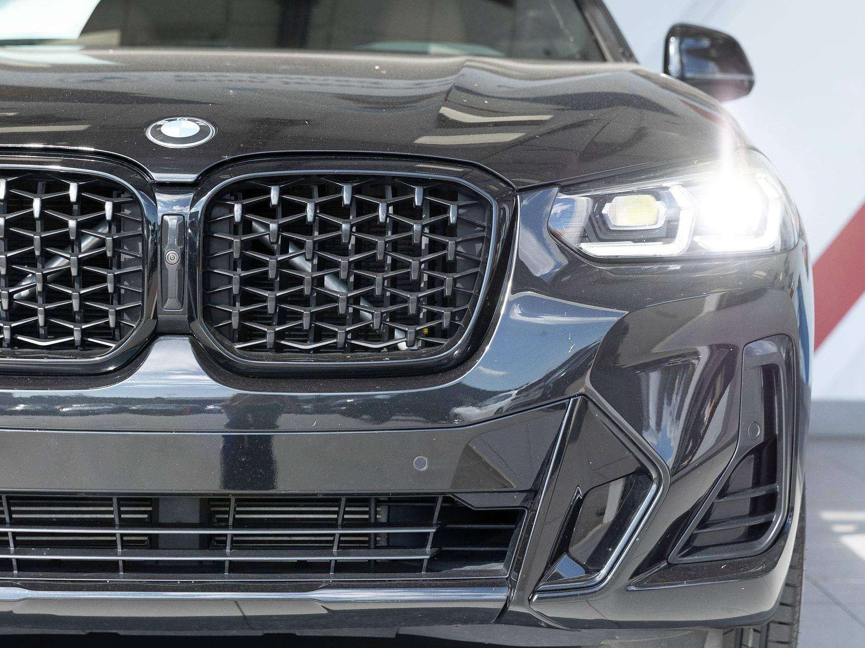 2022 BMW X4