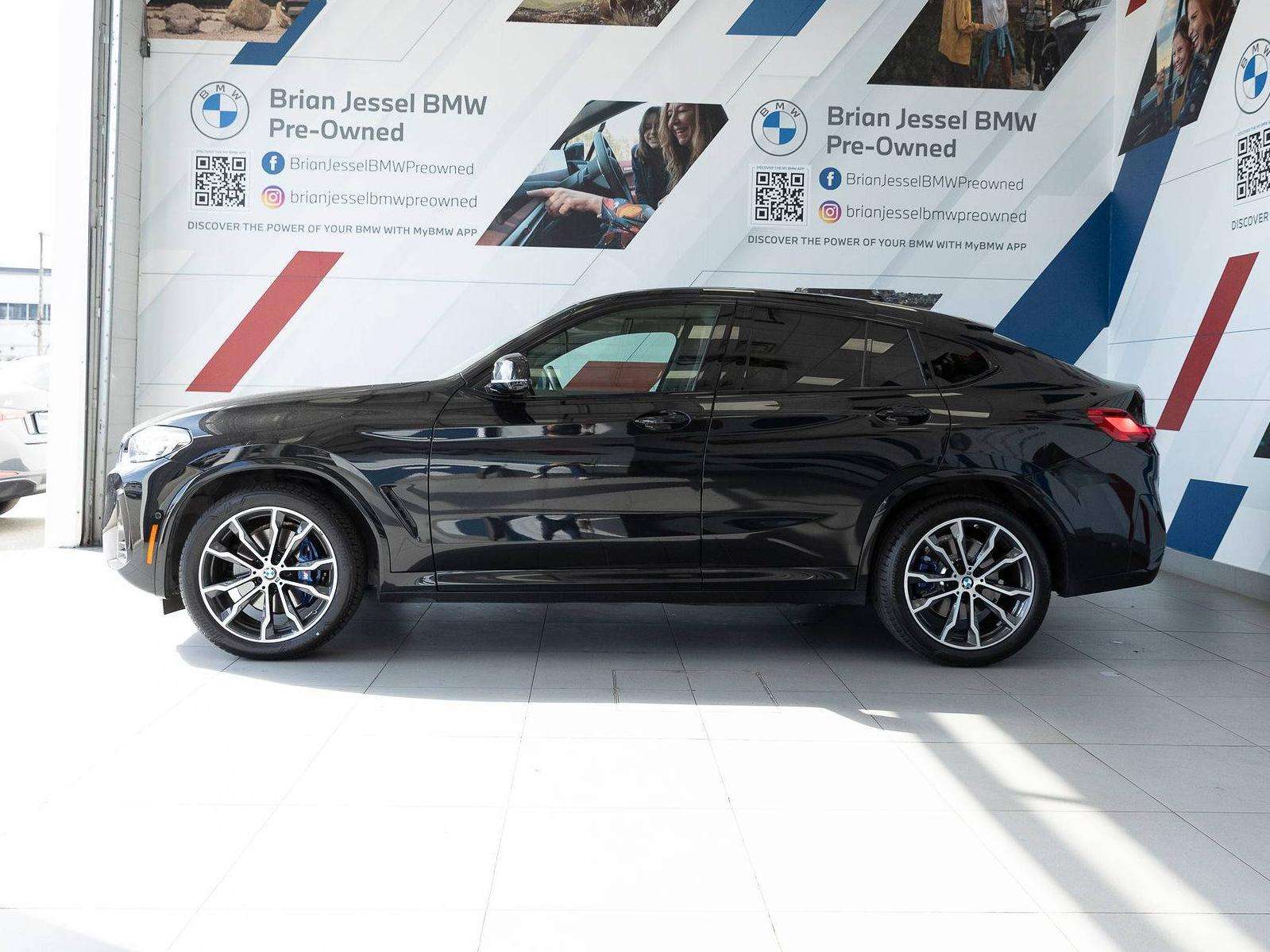2022 BMW X4