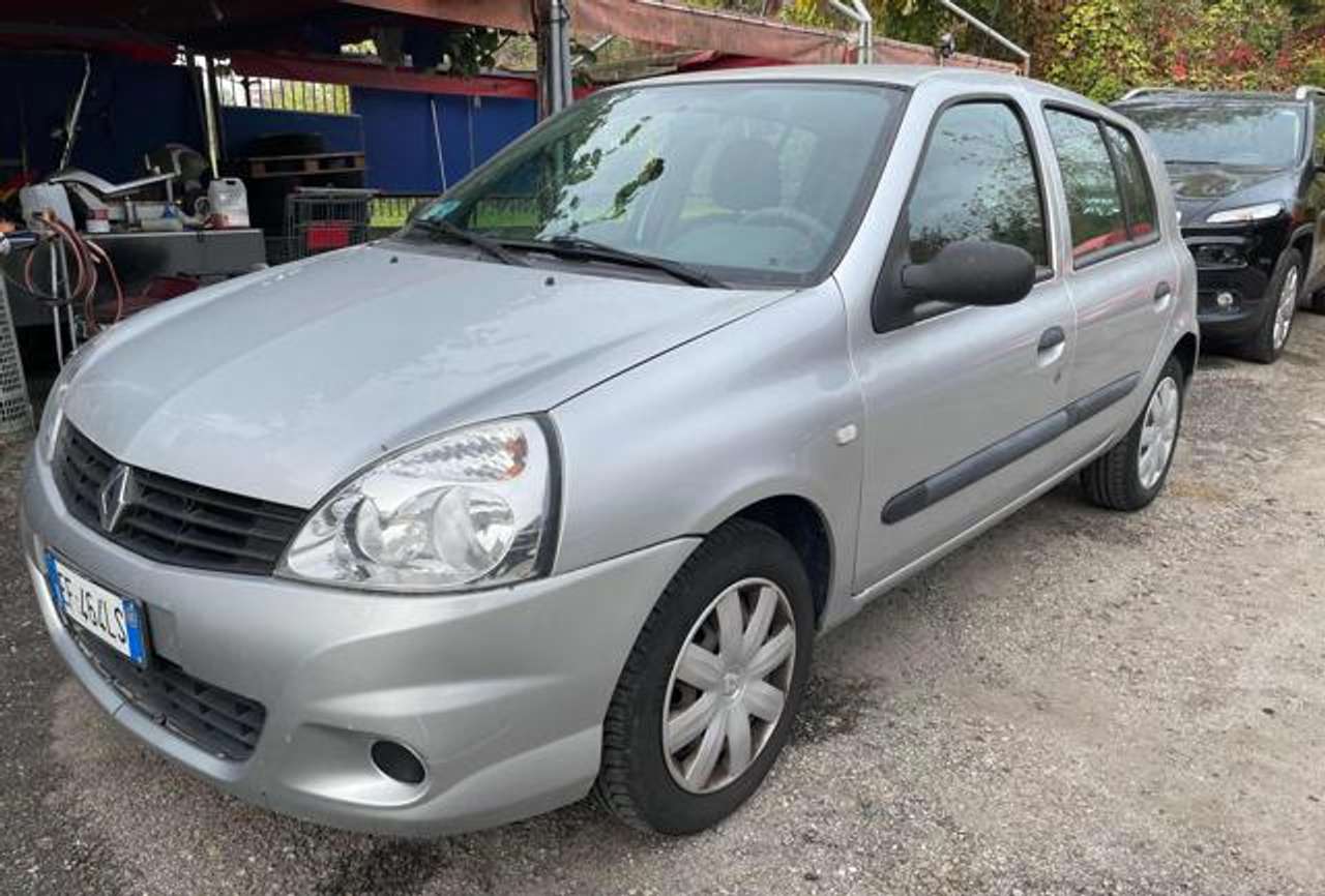 Renault Clio Storia 1.2 5 porte GPL Confort