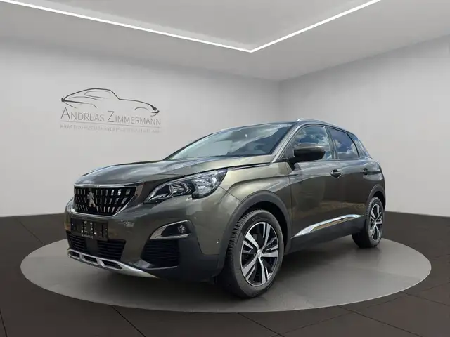 Peugeot 3008 2.0 HDi Allure PANO/NAV/SHZ/360/ASSISTENZ