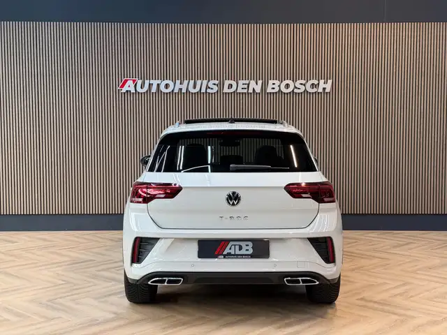 Volkswagen T-Roc view 24