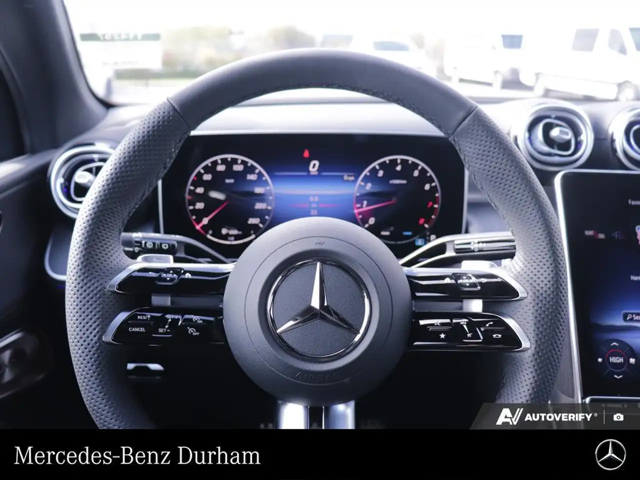 Mercedes-Benz GLC fotografie Mercedes-Benz GLC