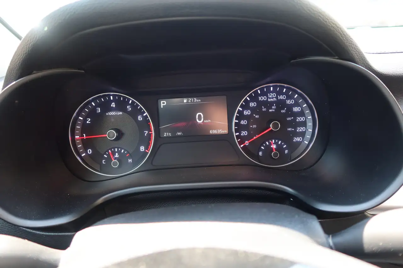 Kia Forte снимка Kia Forte