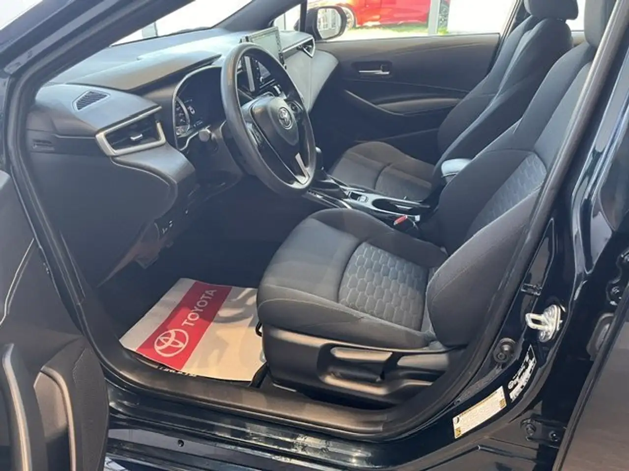 Toyota Corolla снимка Toyota Corolla